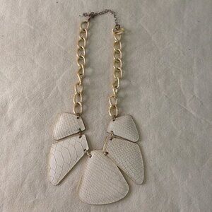 VTG Geometric Faux Croc Statement Necklace; Off White, Avant Garde, Stylish,